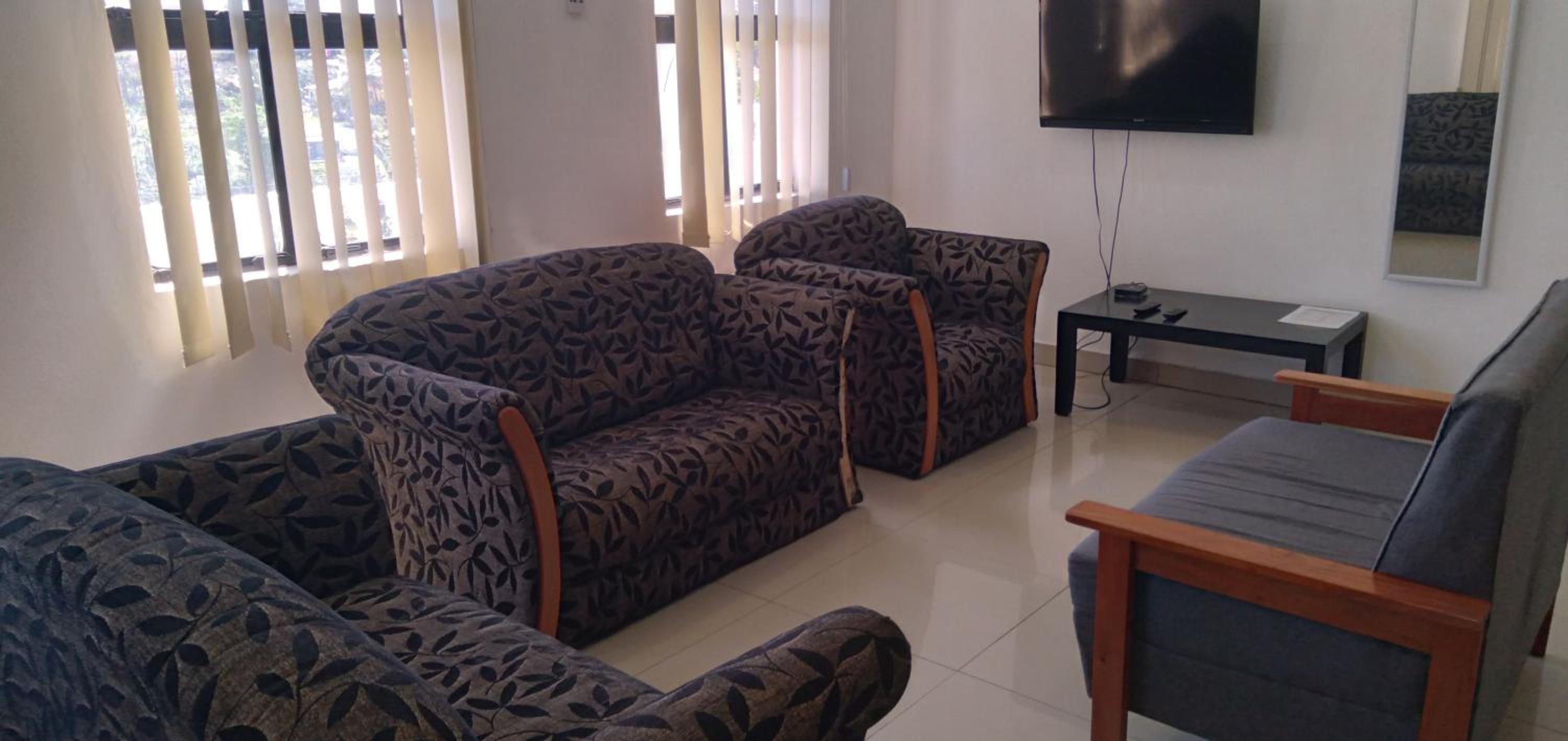 Seaview Hotel and Apartments