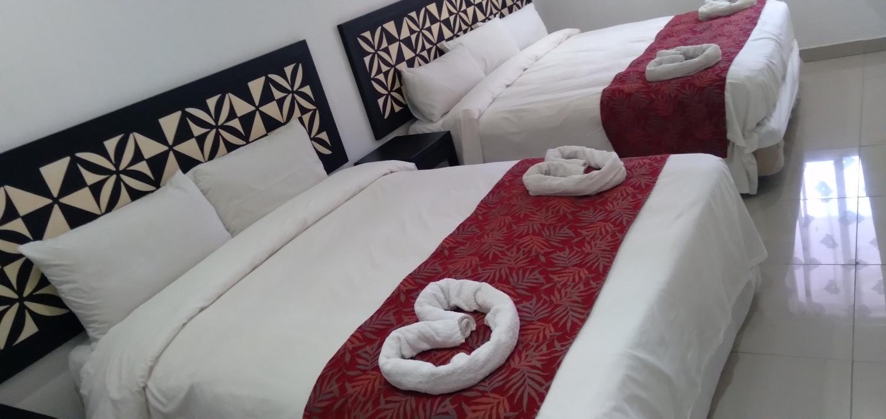 Seaview Hotel and Apartments