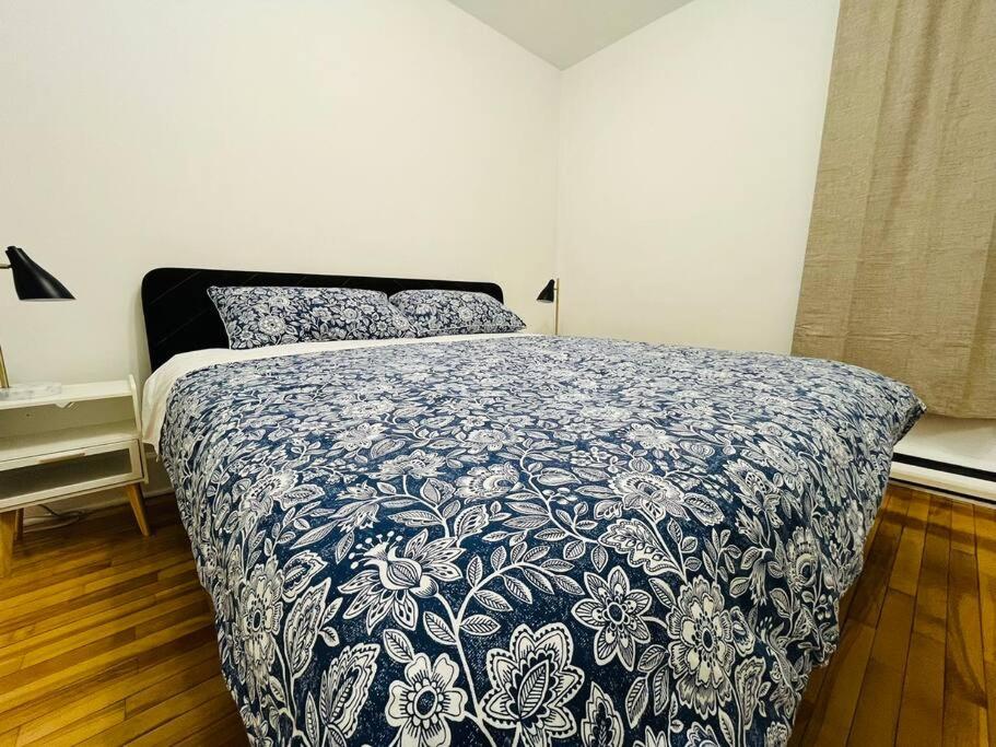 Charming 3BR Getaway, Free Parking & Near Metro