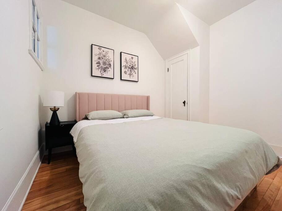 Charming 3BR Getaway, Free Parking & Near Metro