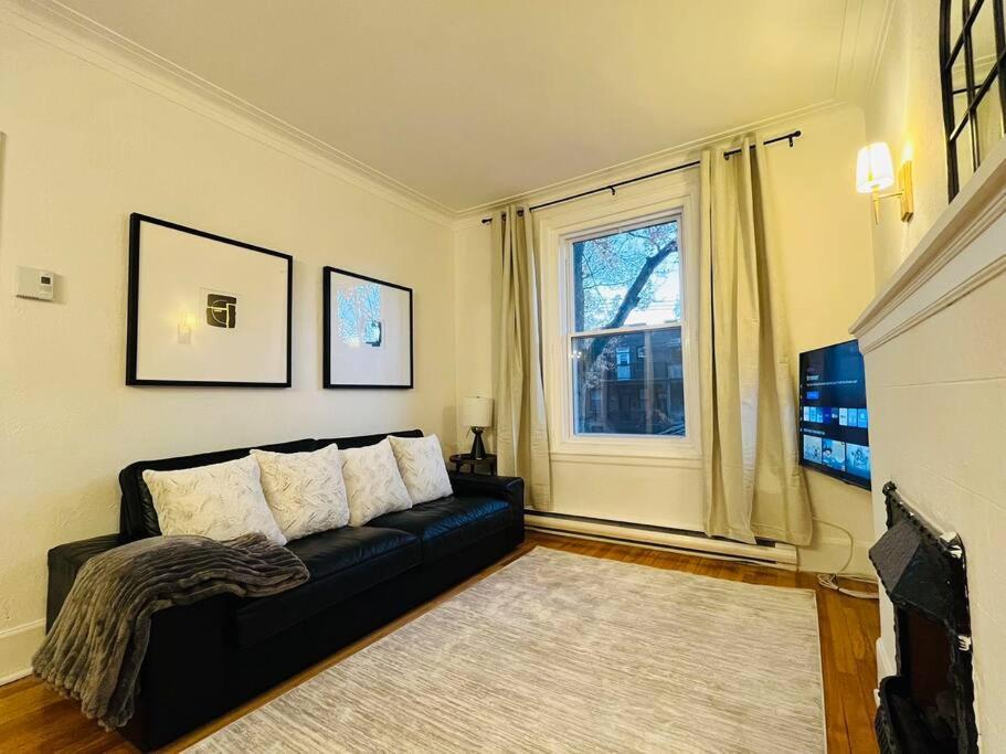 Charming 3BR Getaway, Free Parking & Near Metro
