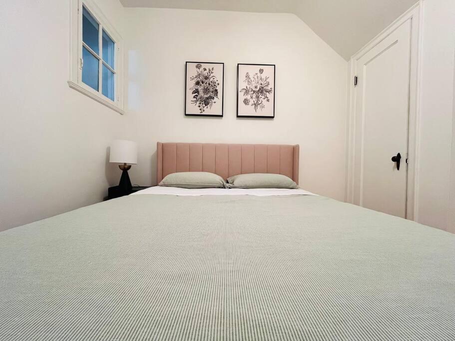 Charming 3BR Getaway, Free Parking & Near Metro