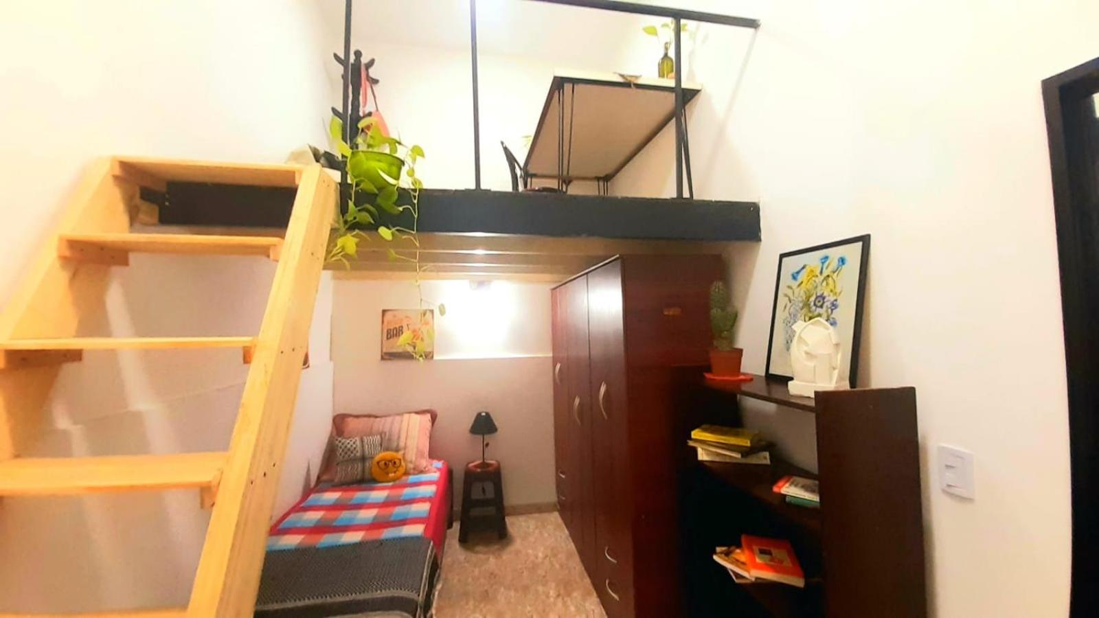SS House