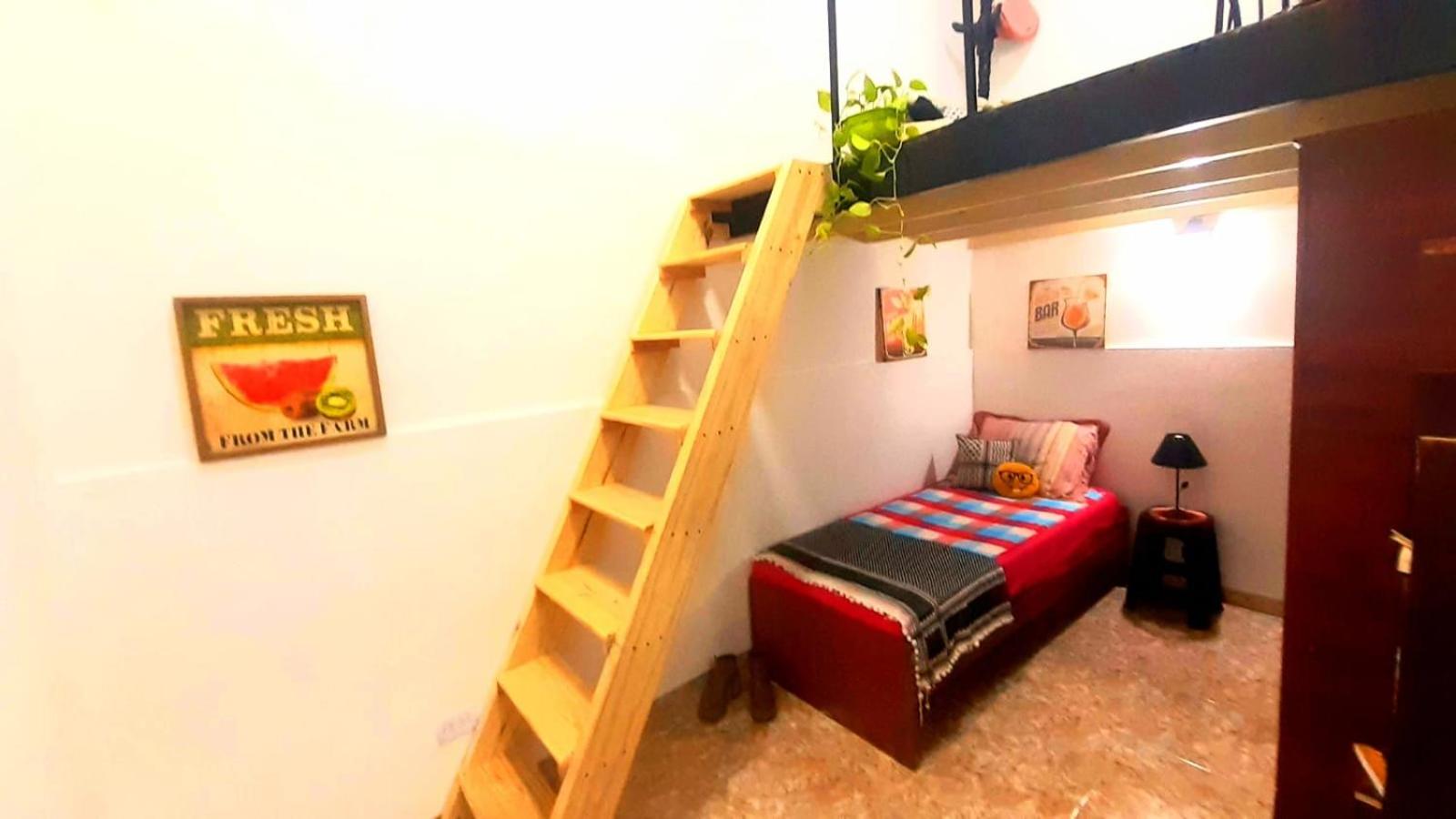 SS House