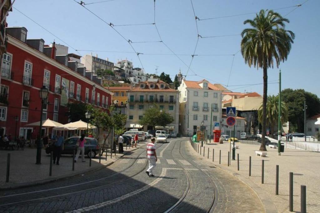 Alfama Best Location Apartment