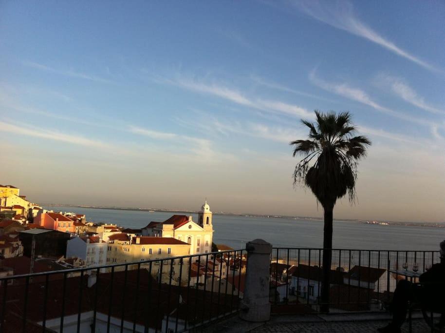 Alfama Best Location Apartment