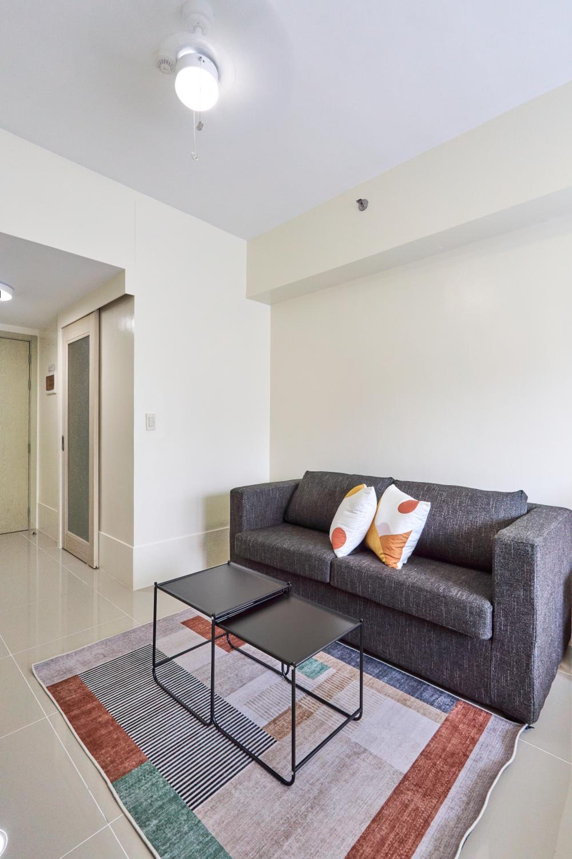 The Suite Life - Level 42 at Makati view 5