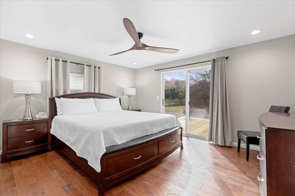 Furnished Home near GM Plant and Great Lakes Crossing Mall