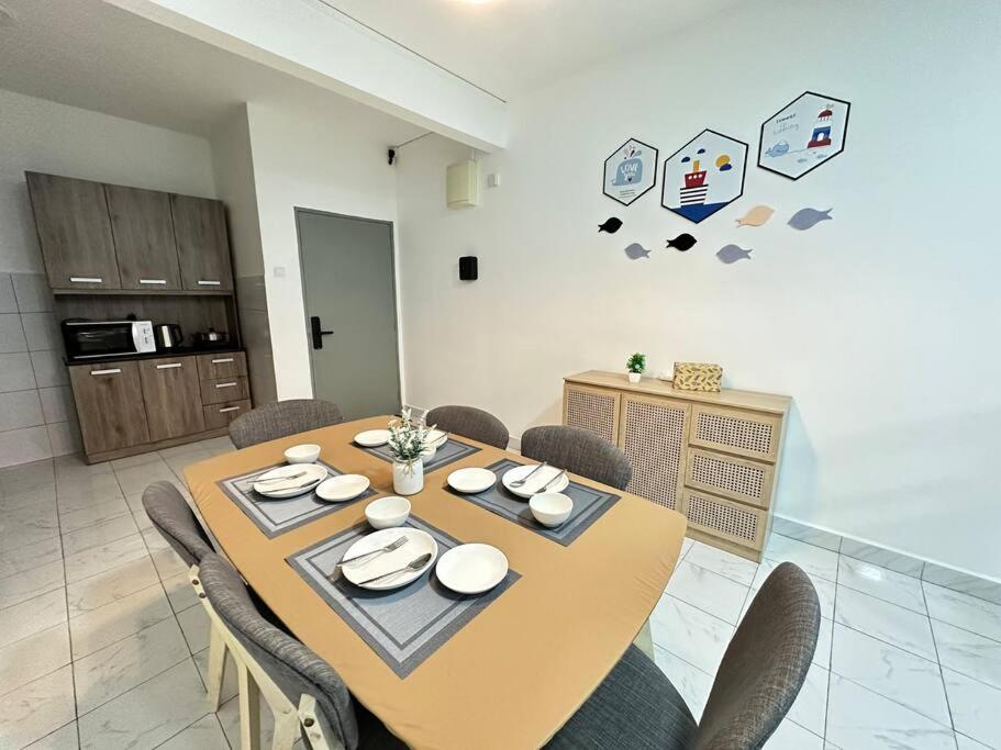 Cozy Stay near to Park & Melaka Town 6-8pax photo 6