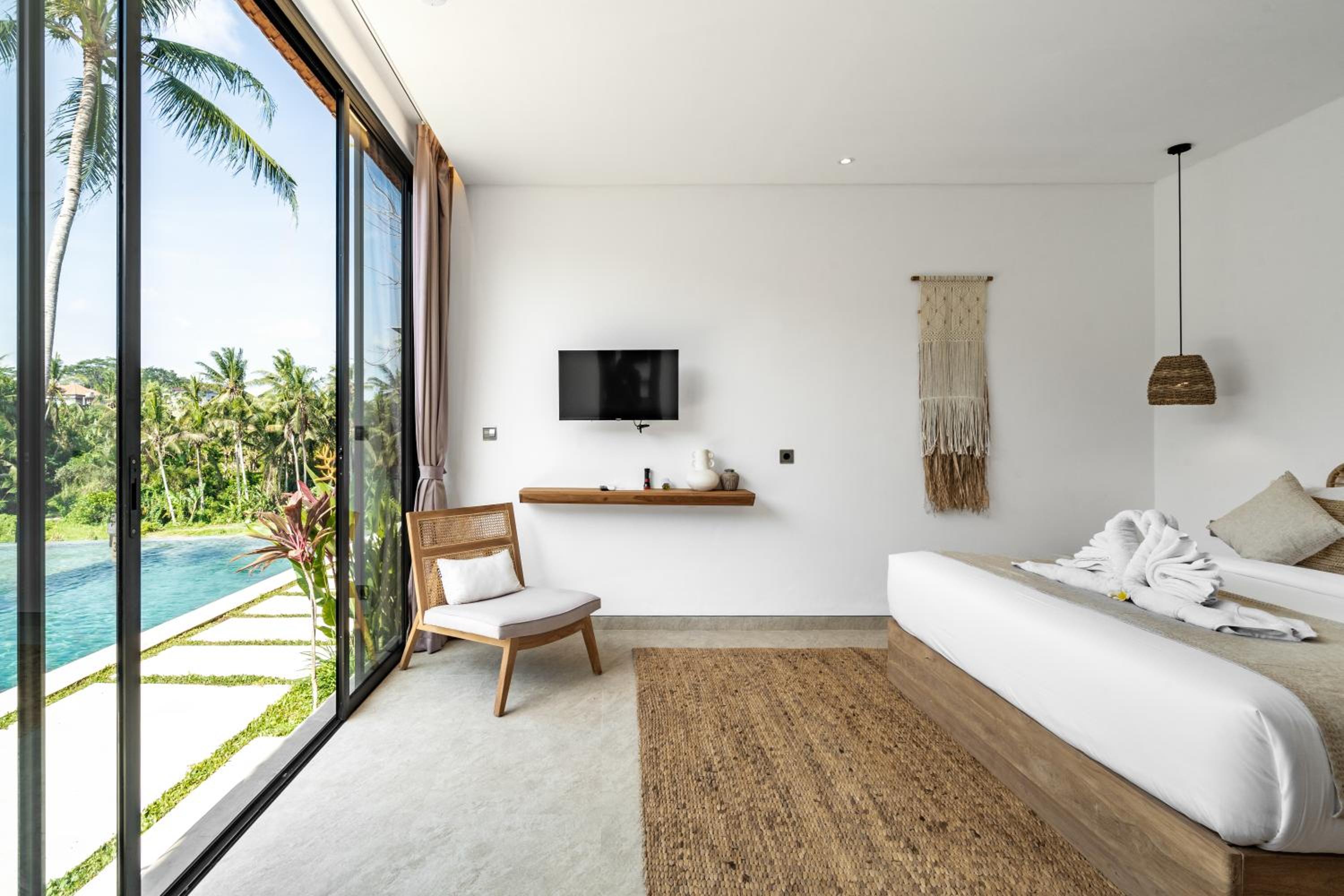 Villa Nwantiti by BaliSuperHost