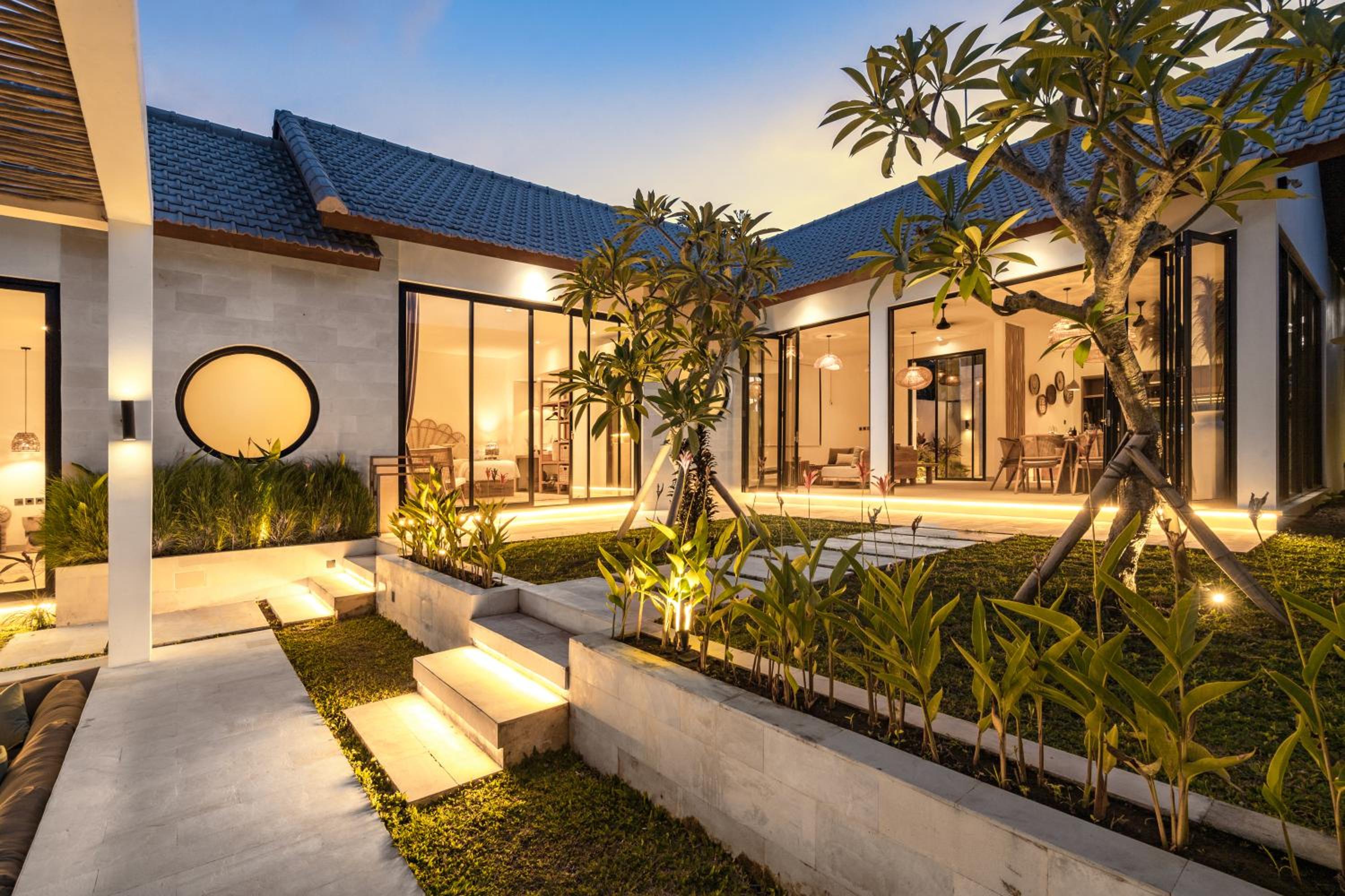 Villa Nwantiti by BaliSuperHost