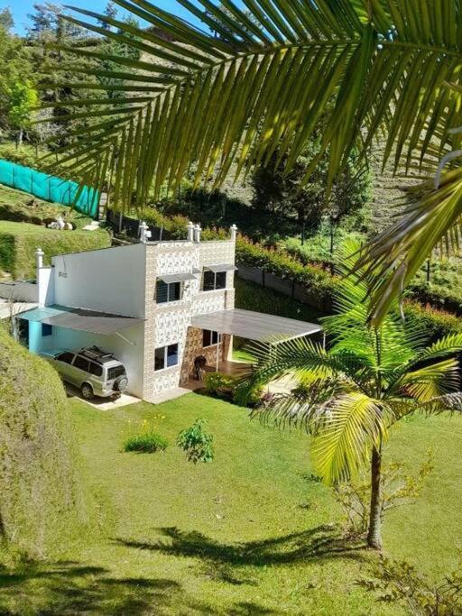 Acogedora Casa De Campo Con Jakuzzi, Descanso Garantizado