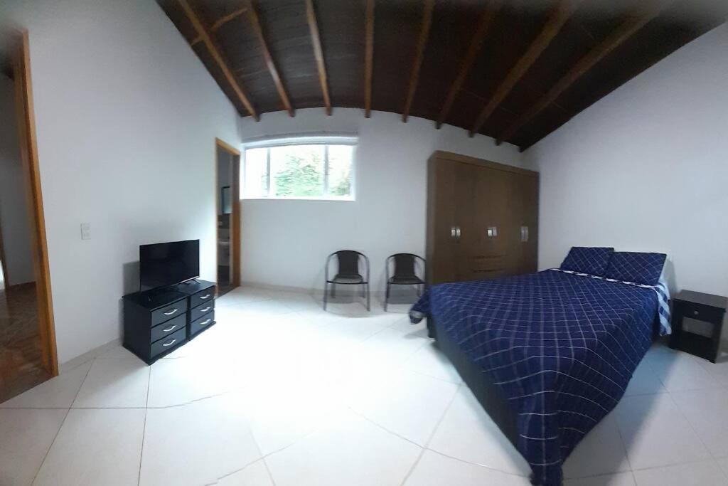 Acogedora Casa De Campo Con Jakuzzi, Descanso Garantizado