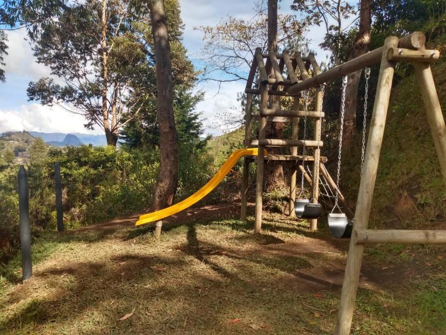 Acogedora Casa De Campo Con Jakuzzi, Descanso Garantizado