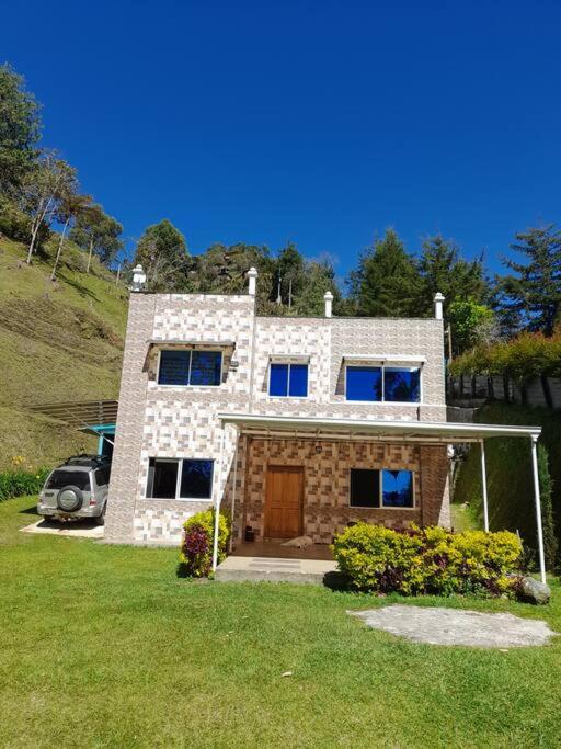 Acogedora Casa De Campo Con Jakuzzi, Descanso Garantizado