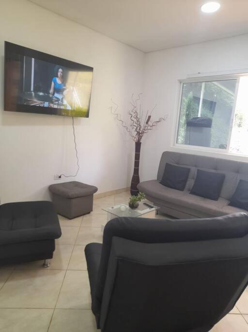Acogedora Casa De Campo Con Jakuzzi, Descanso Garantizado
