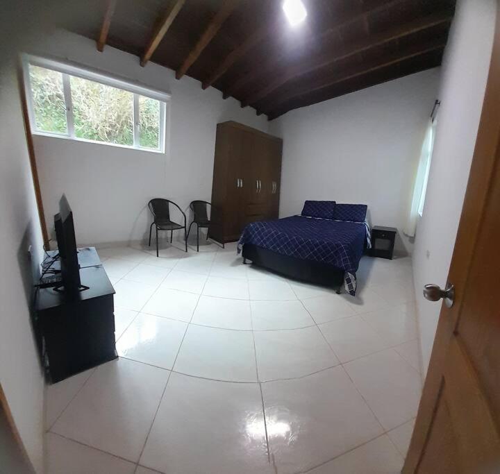 Acogedora Casa De Campo Con Jakuzzi, Descanso Garantizado