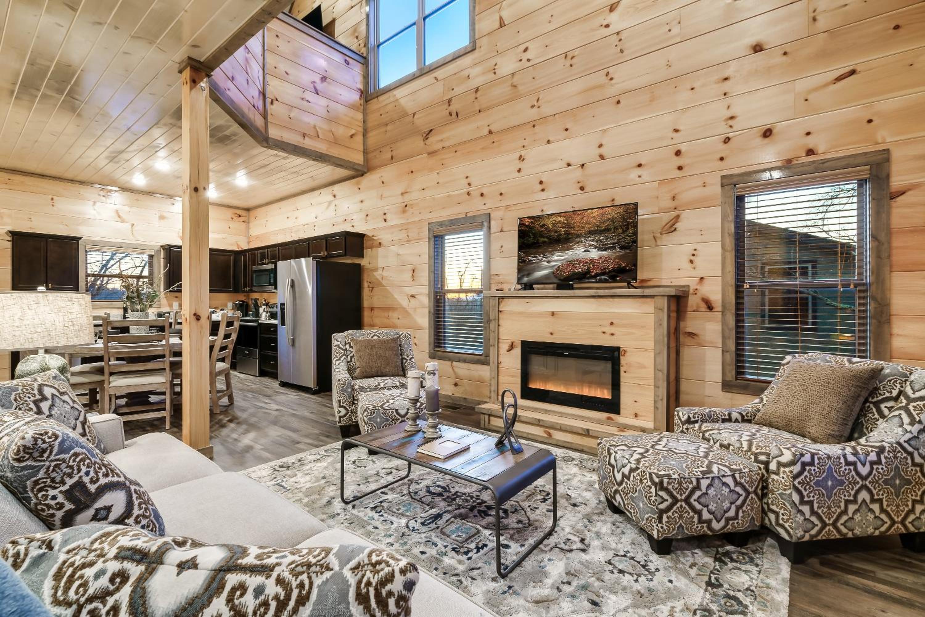New-Mtn Views-Indoor Pool-Hot Tub-Game Room-Wifi view 5