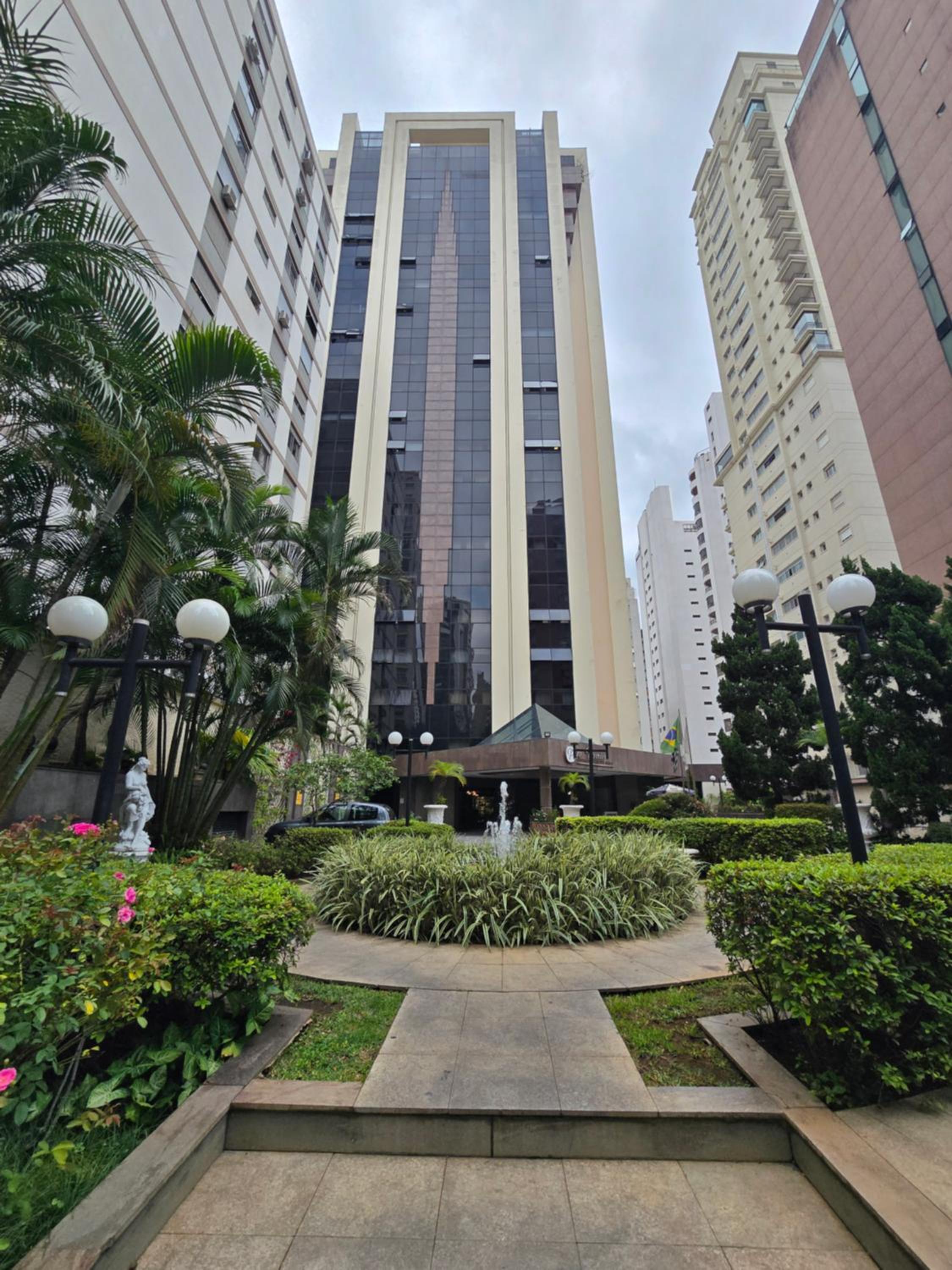 Hotel Sanches Coo - "Jardins" - Hotel com hidro, piscina, academia e conforto - Image 1