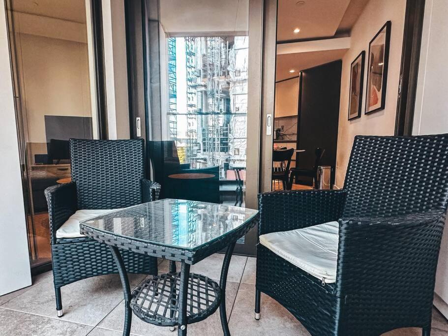 Cozy 2-Beds Family Condo in Central London