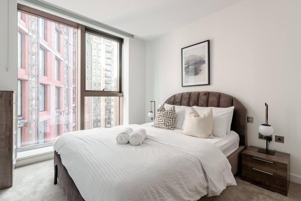 Cozy 2-Beds Family Condo in Central London