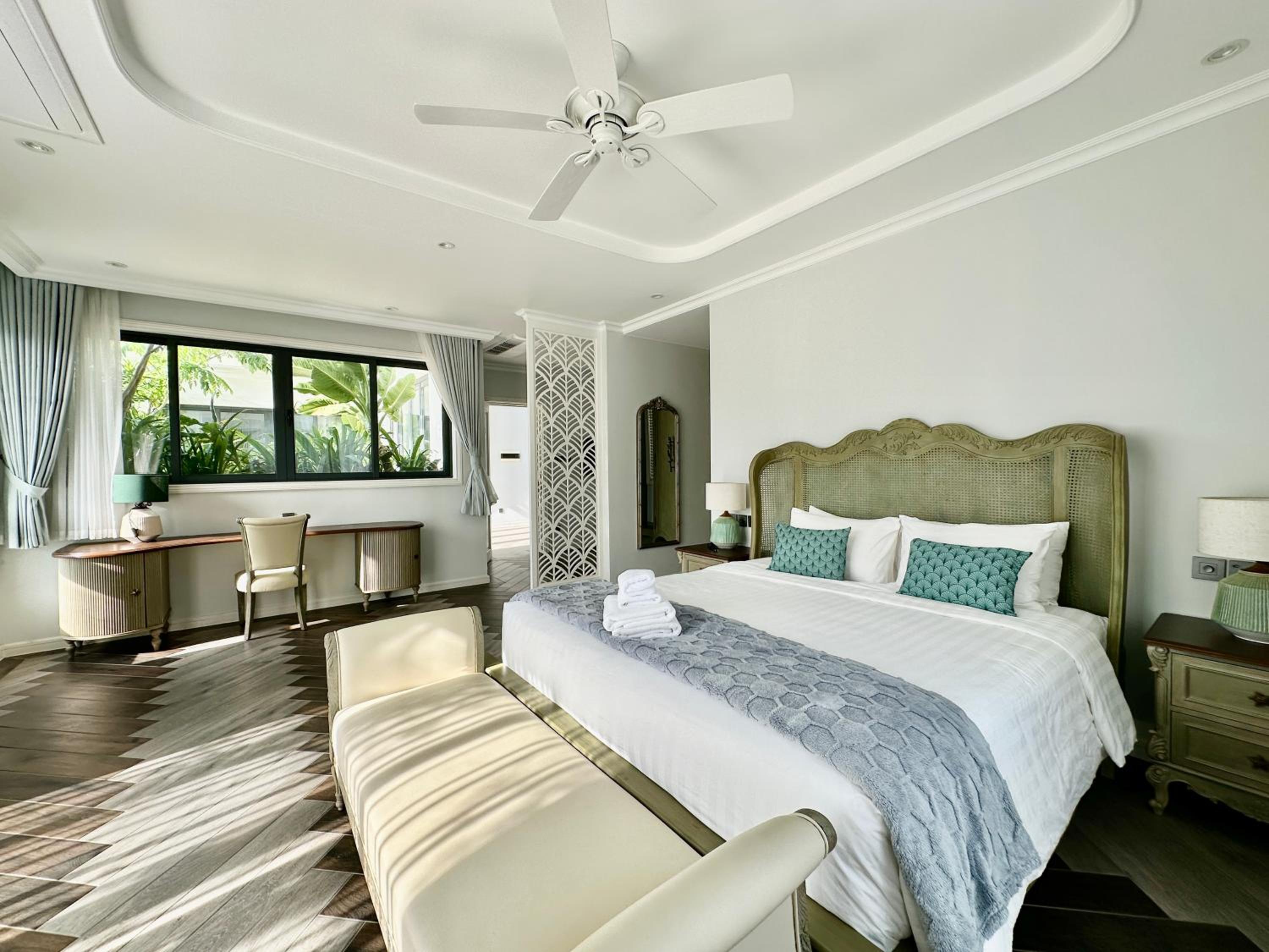 Bellevue west Phu Quoc 4BR beachfront Villa with private swimming pool