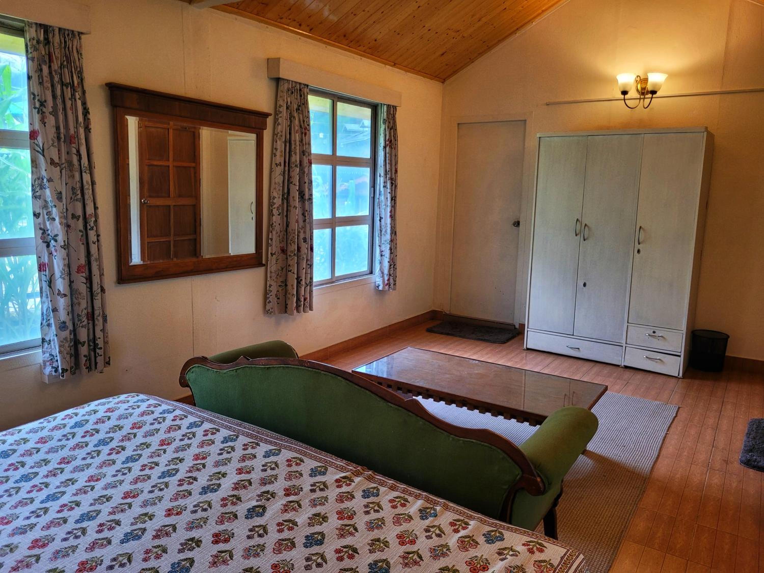 The Native Route - Boutique Cottages in Manali view 3