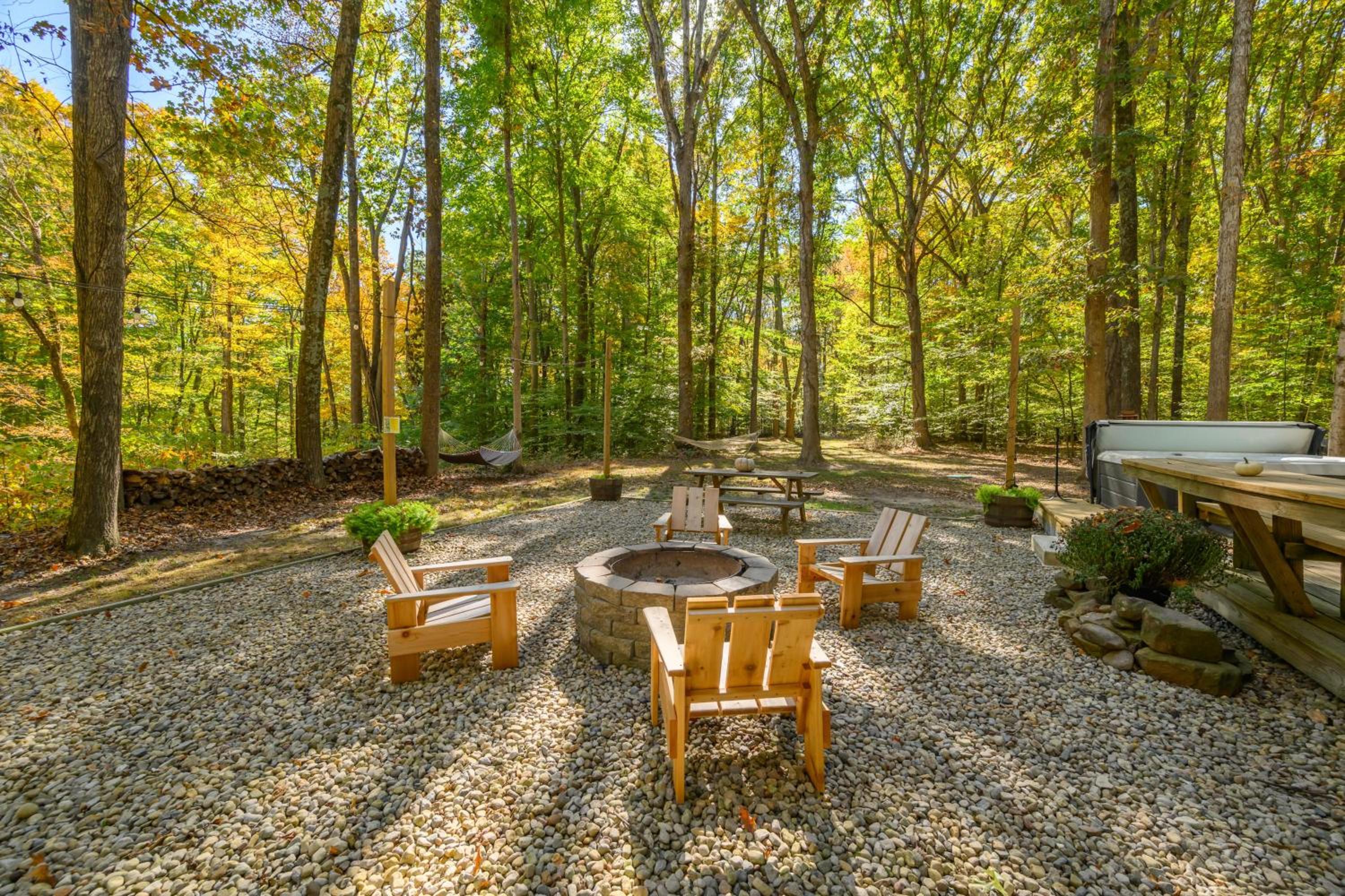 Bloomington Vacations - A Relaxation Station - Property Image 5