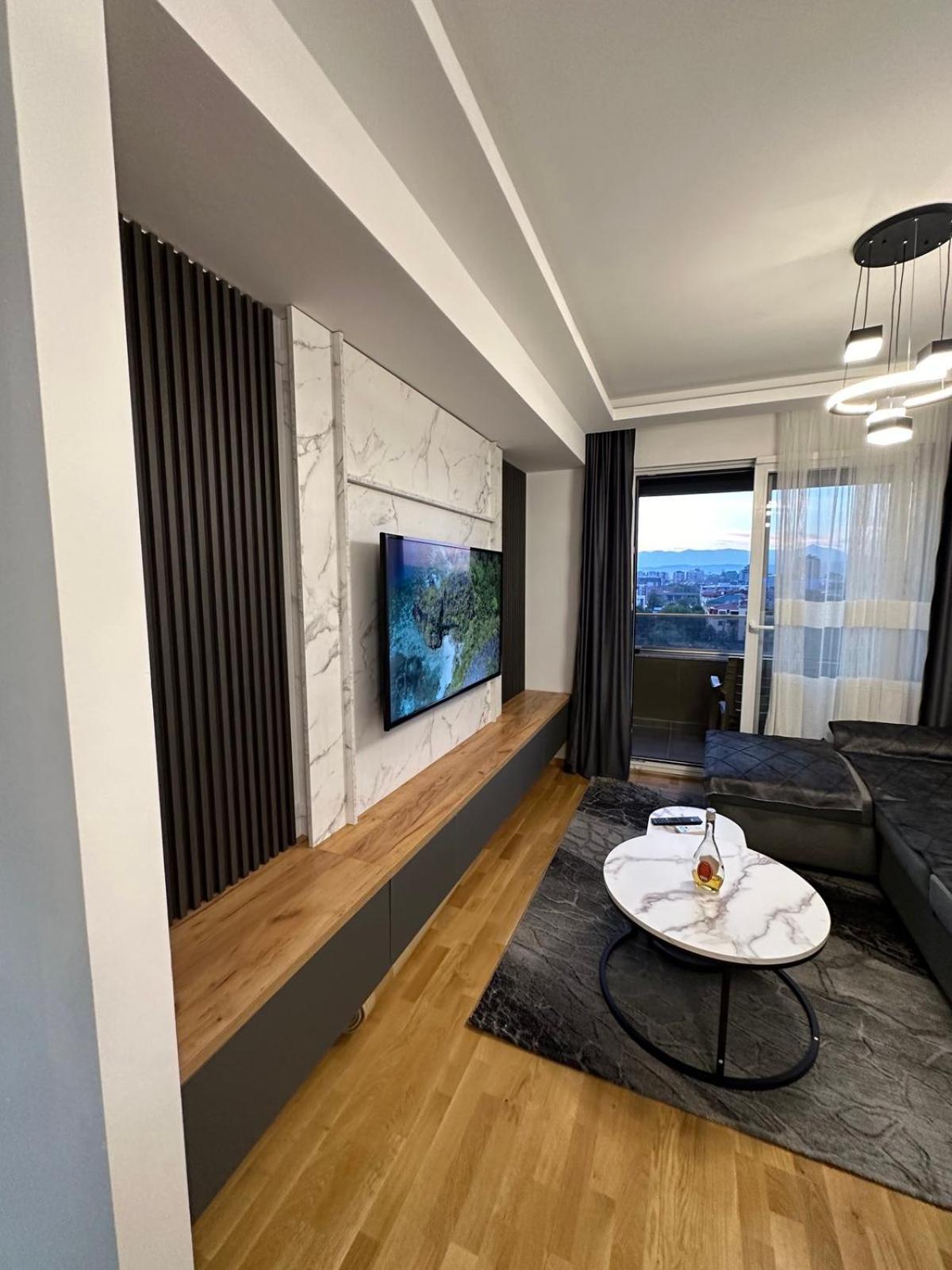 Remote Work - with CITY VIEW