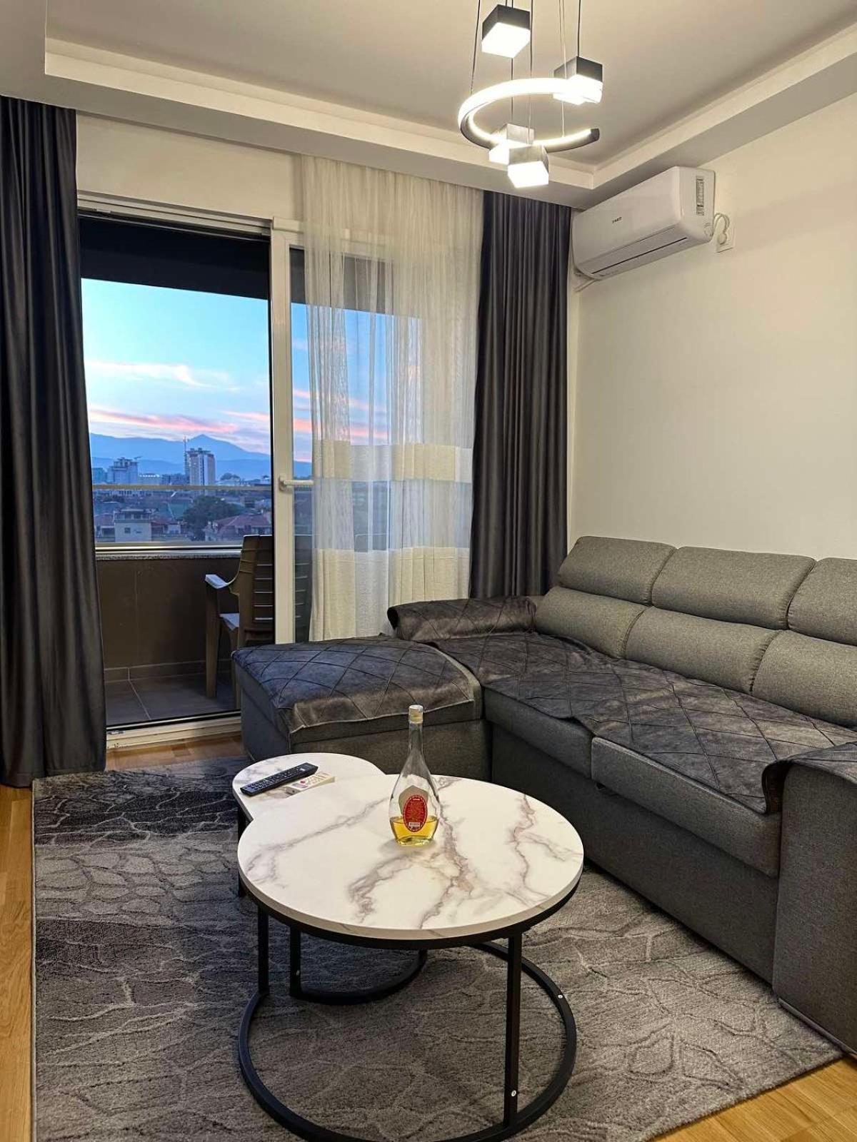 Remote Work - with CITY VIEW en Skopje