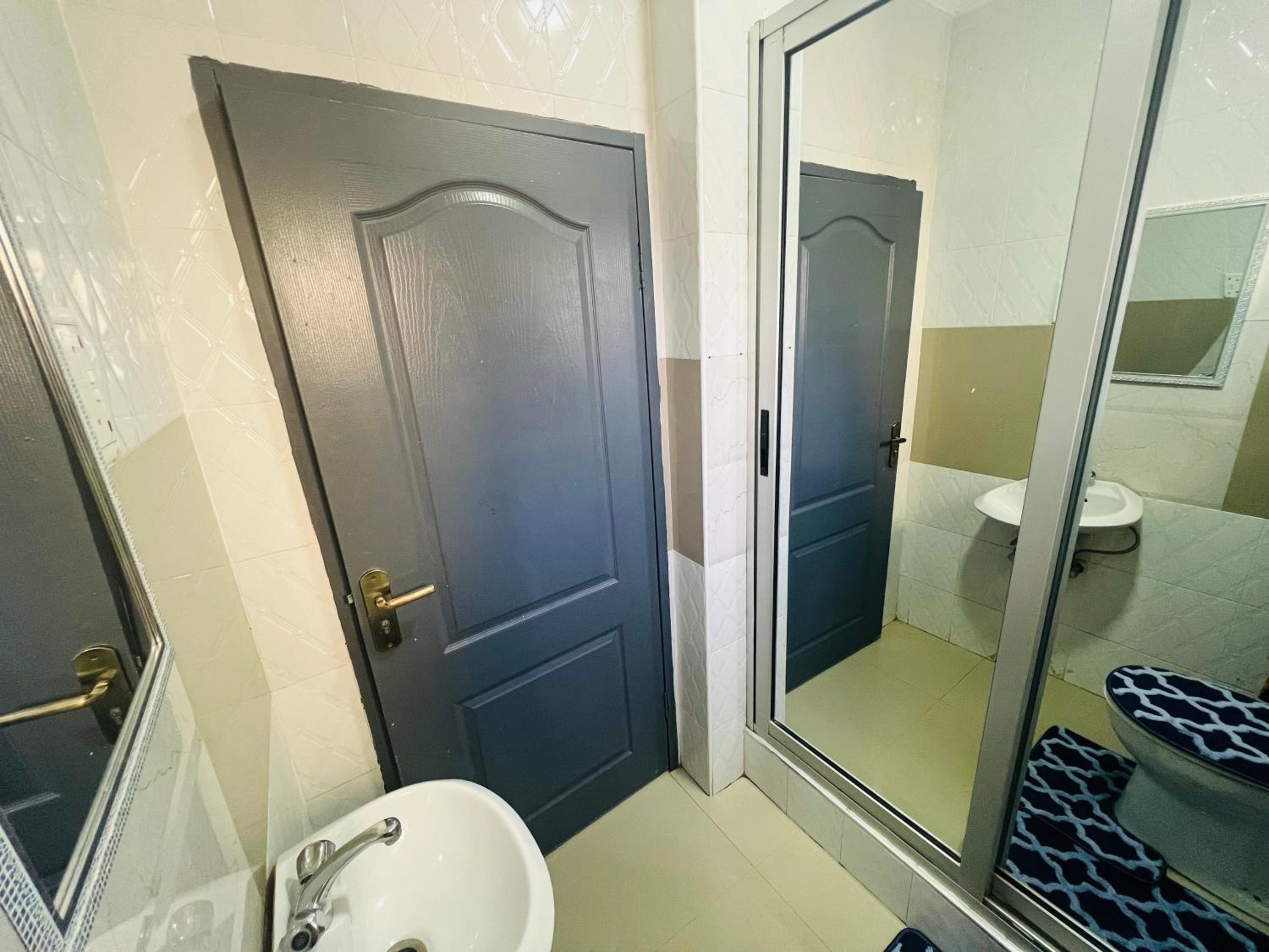 Salama Park, Optic Fiber, Solar, Three Bedrooms view 3
