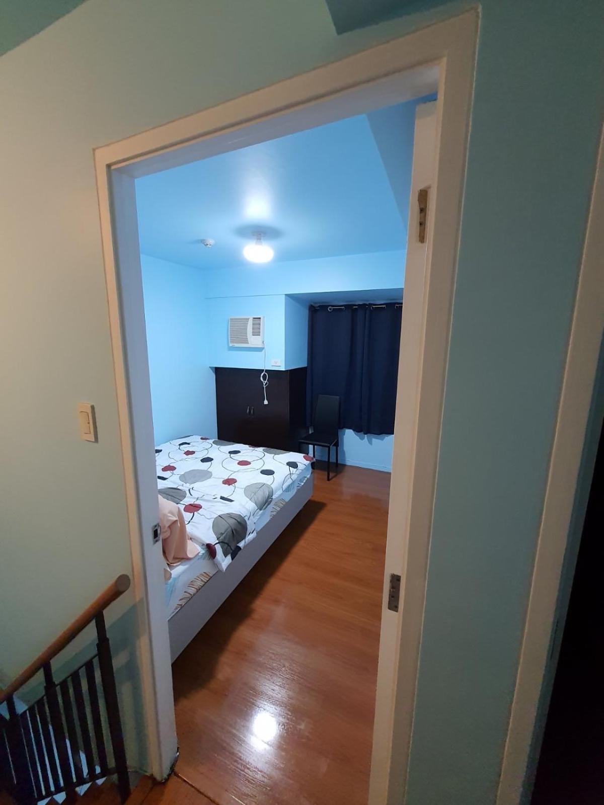 Beautiful 2-Bedroom condo unit at Gateway Garden Ridge view 4