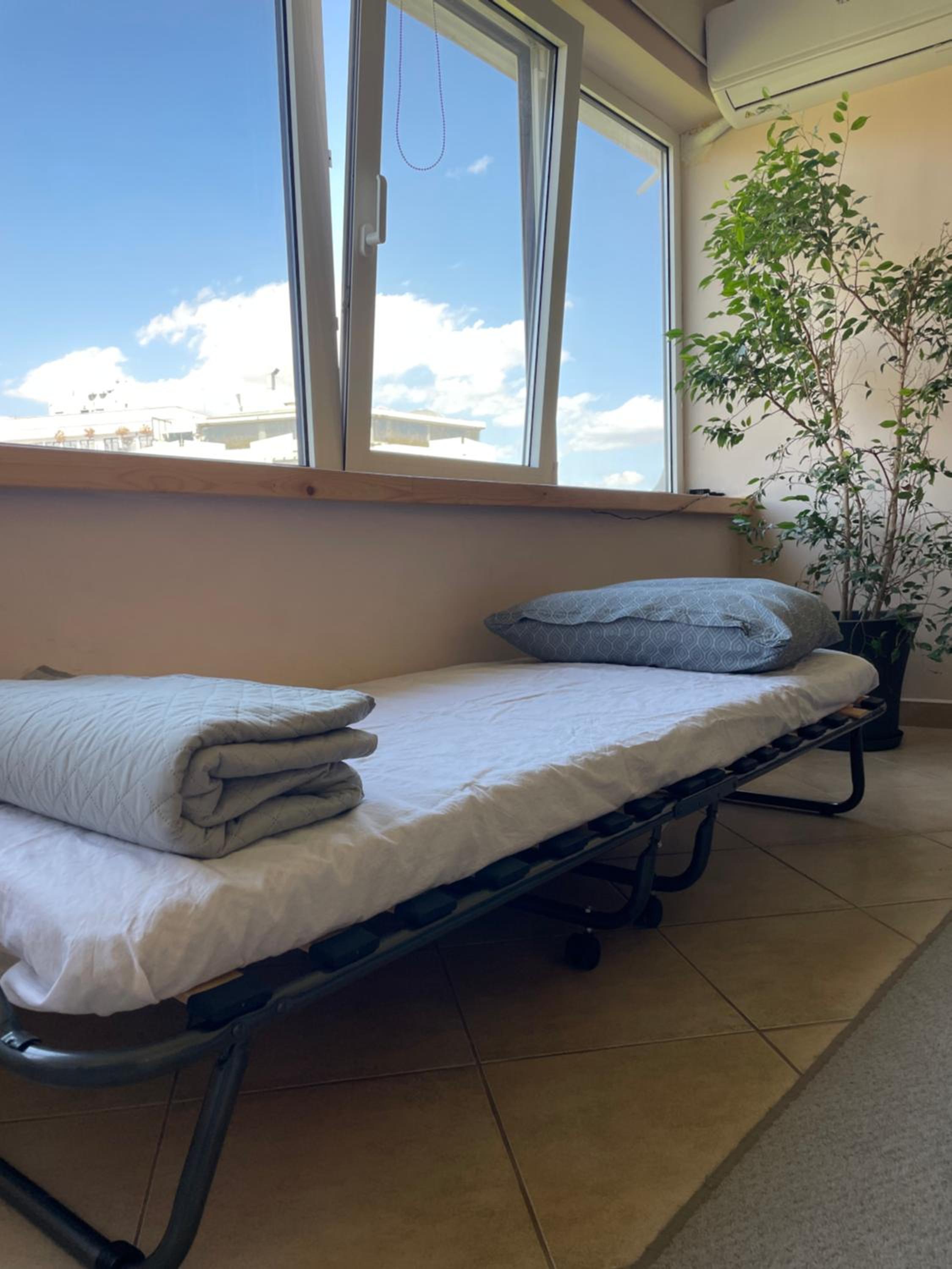 Modern Cityview Flat - 1 min to Metro - Walk to Acropolis