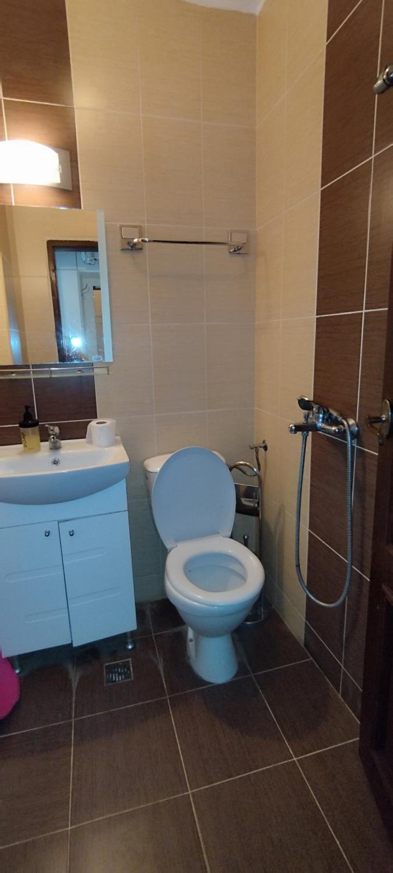 Anchors Guest House