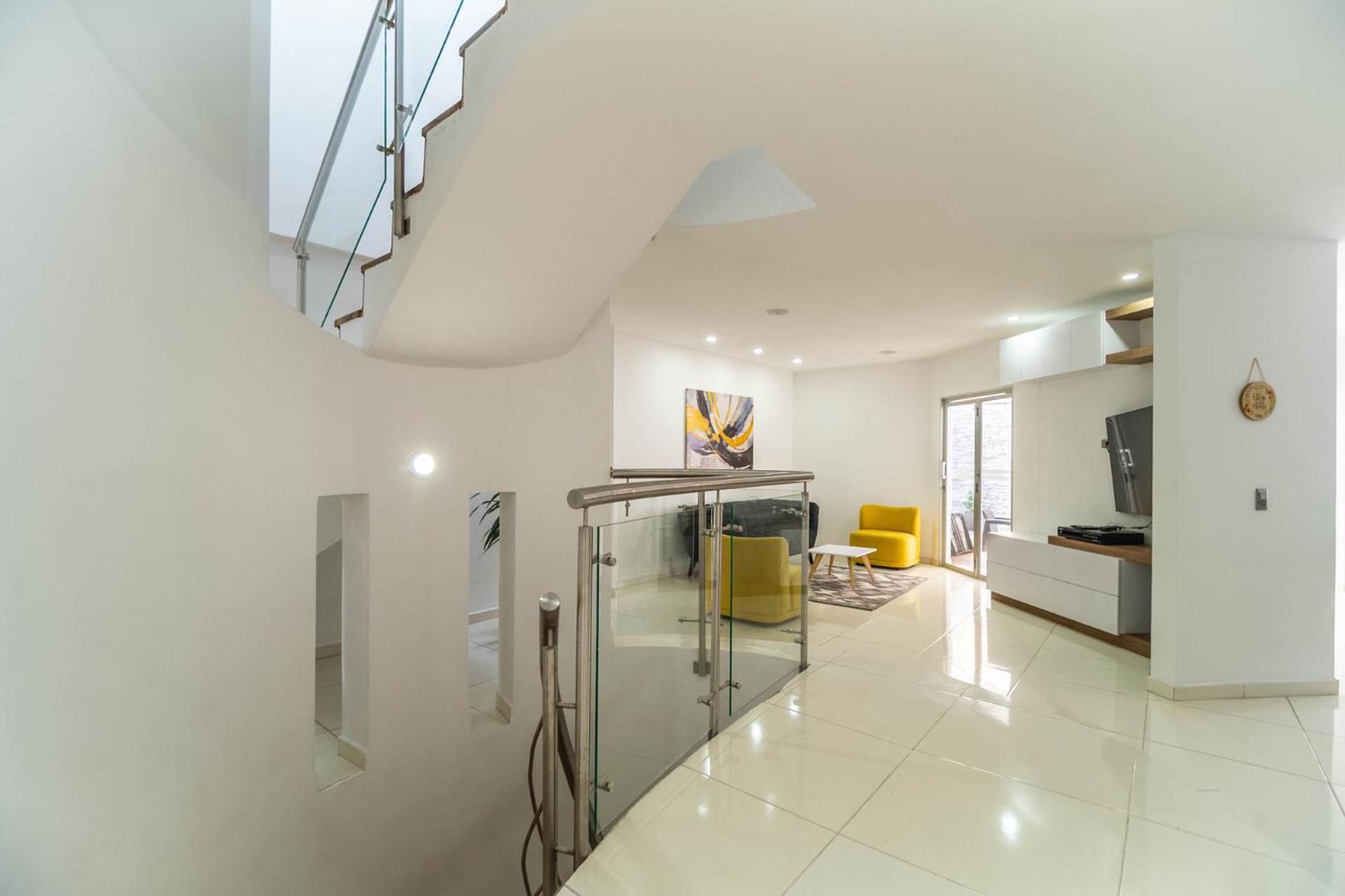 Casa grande en Medellín