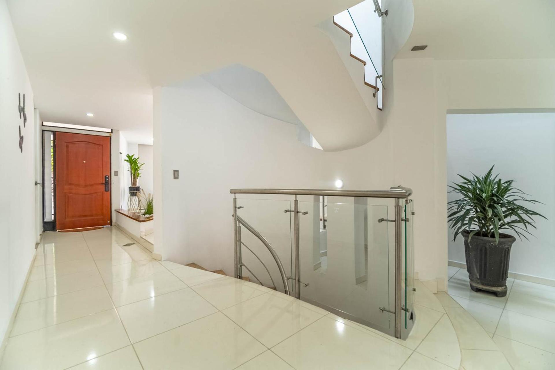 Casa grande en Medellín