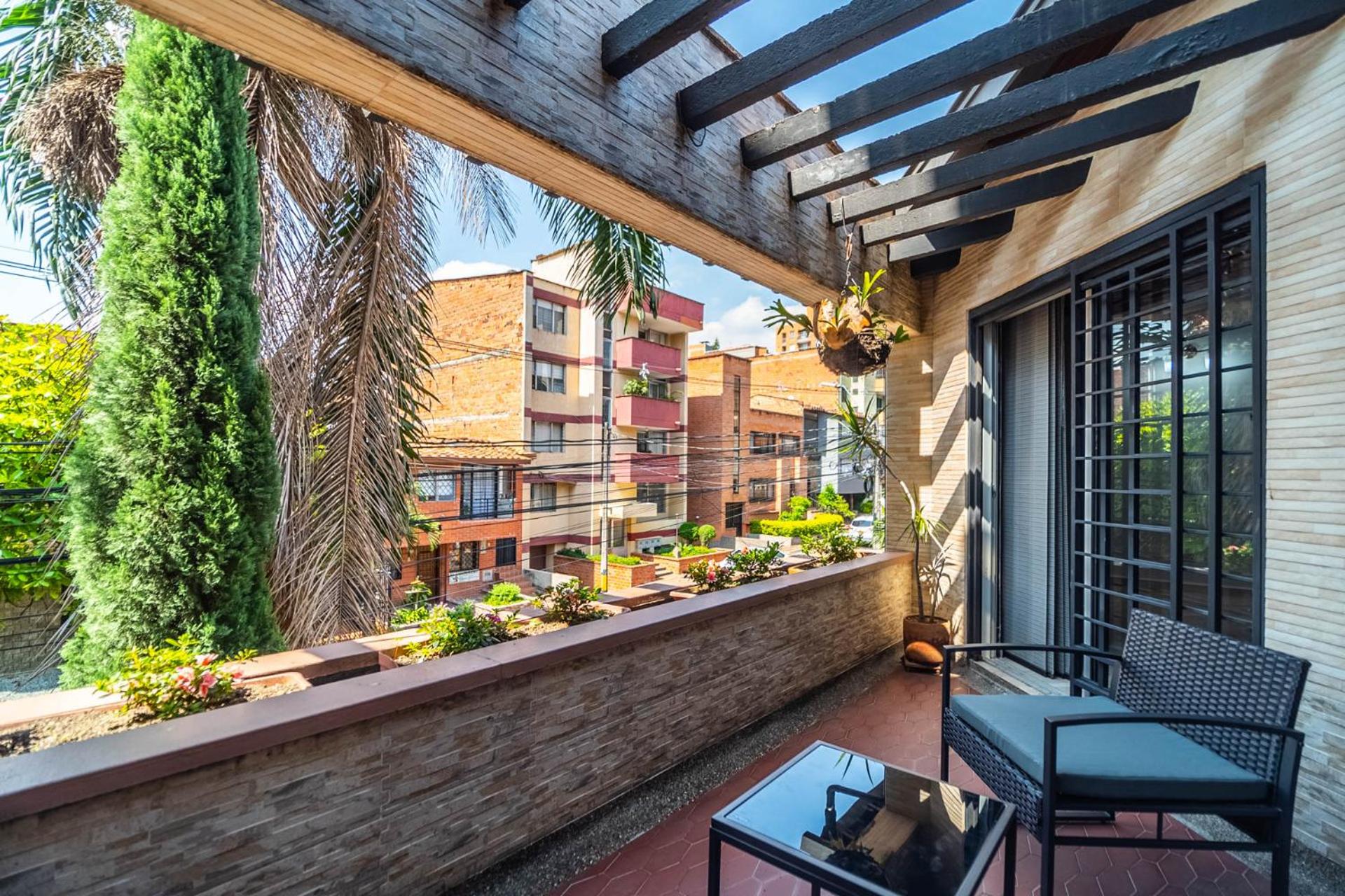 Casa grande en Medellín