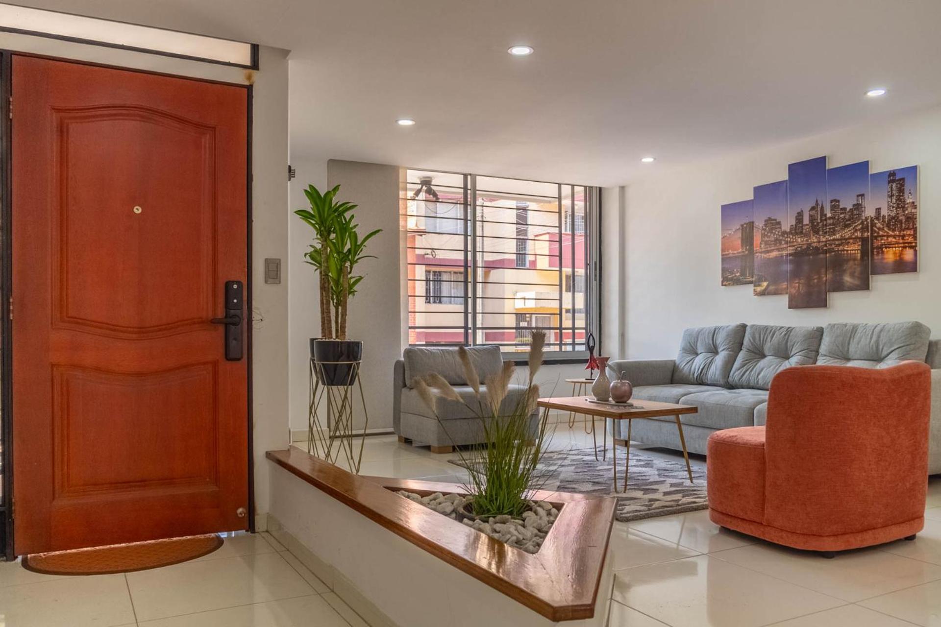 Casa grande en Medellín