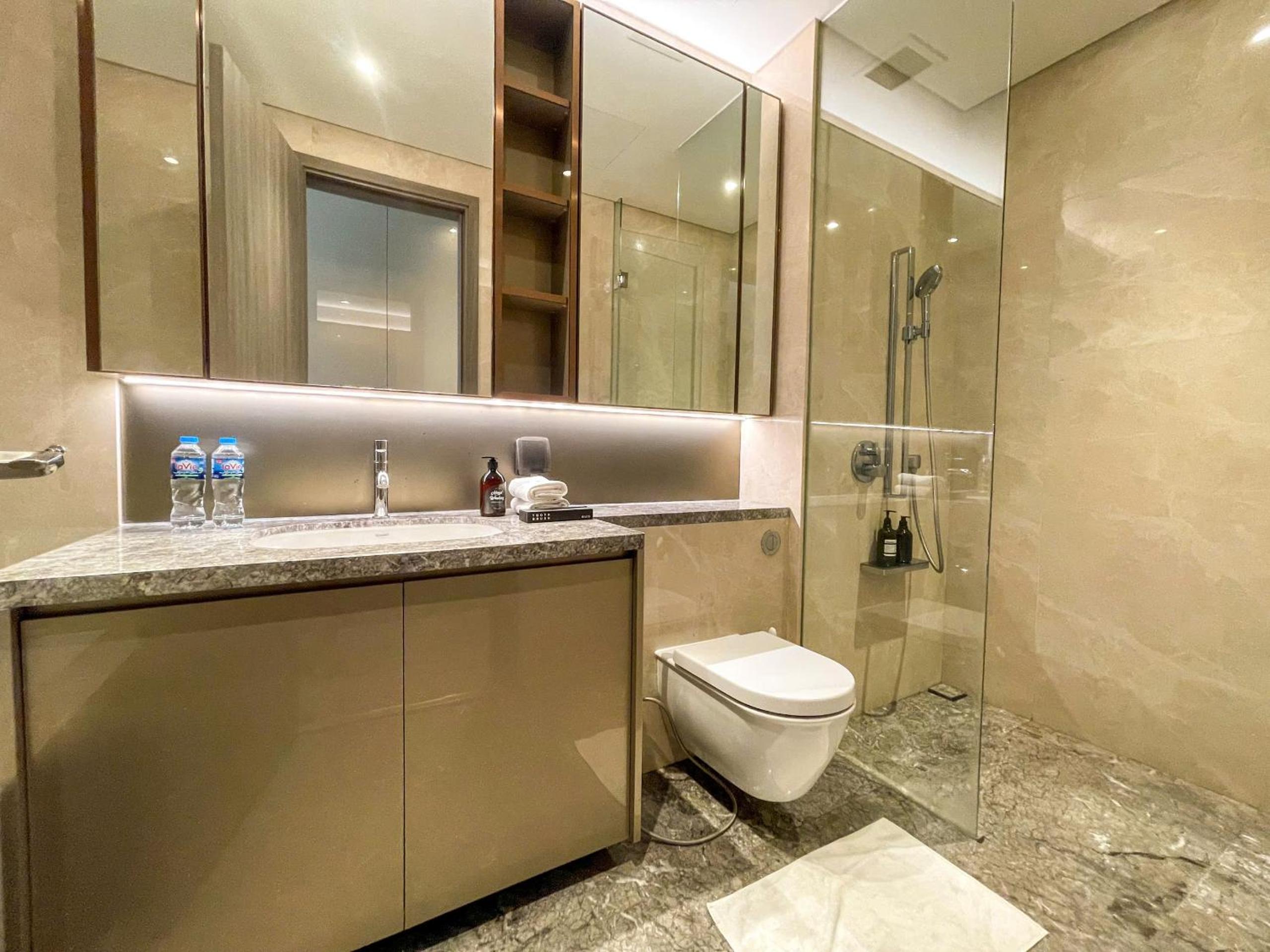The Marq Three Bedroom- Free City Tour Package 29B Nguyen Dinh Chieu st