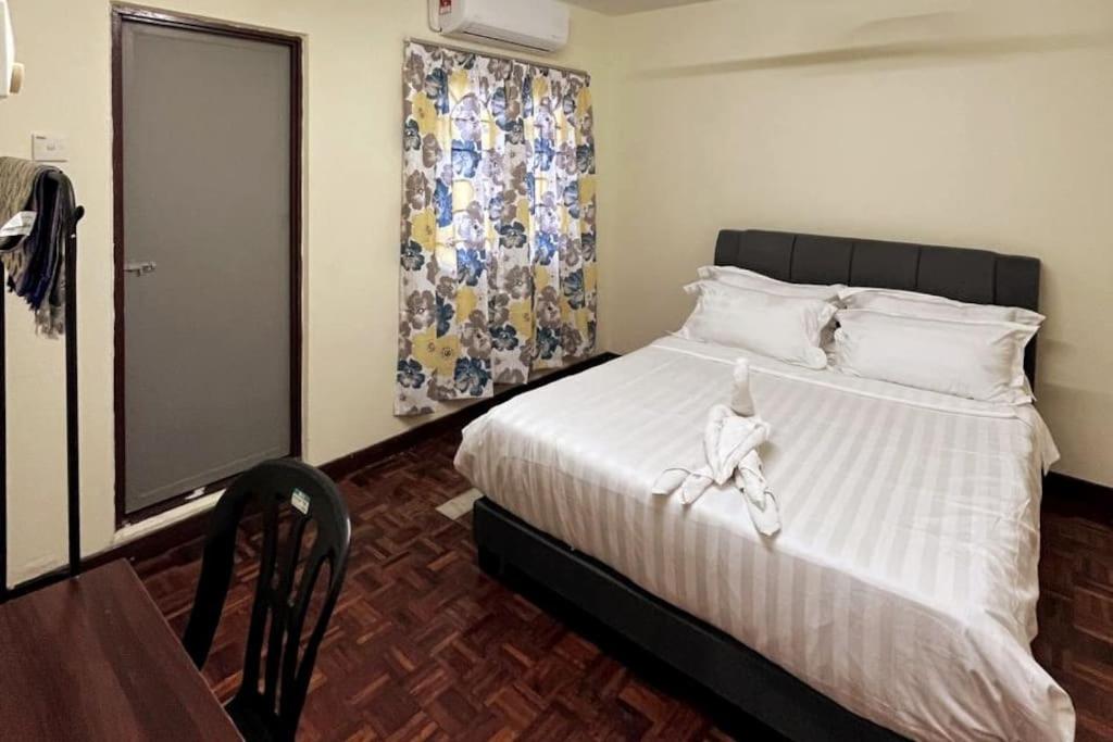 4 BR House at Seksyen 4 BB Bangi photo 3