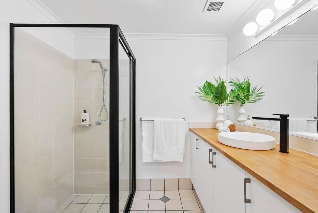 Stylish 2-BR Apartment