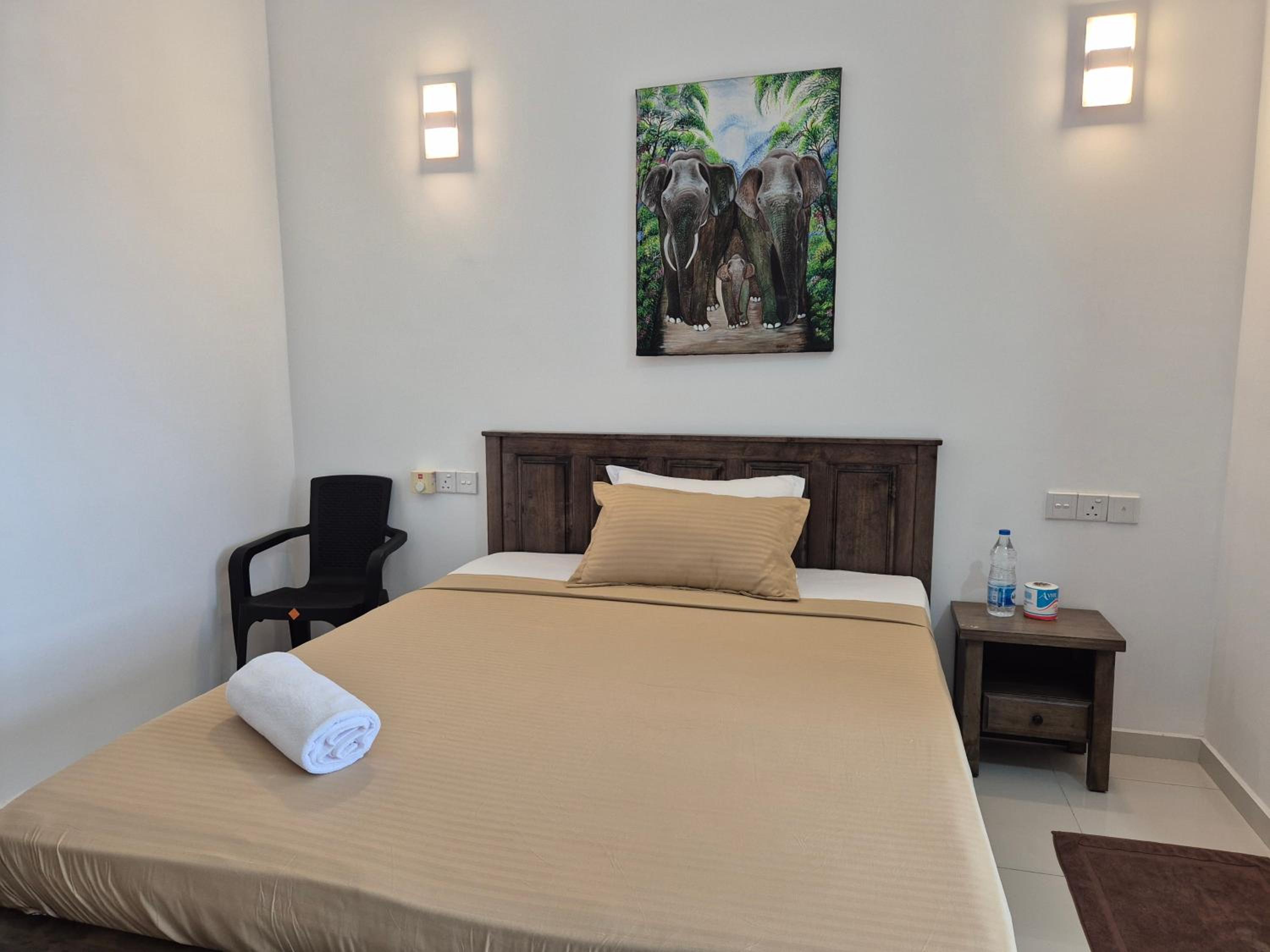 Jays Apartment Colombo 05 view 4