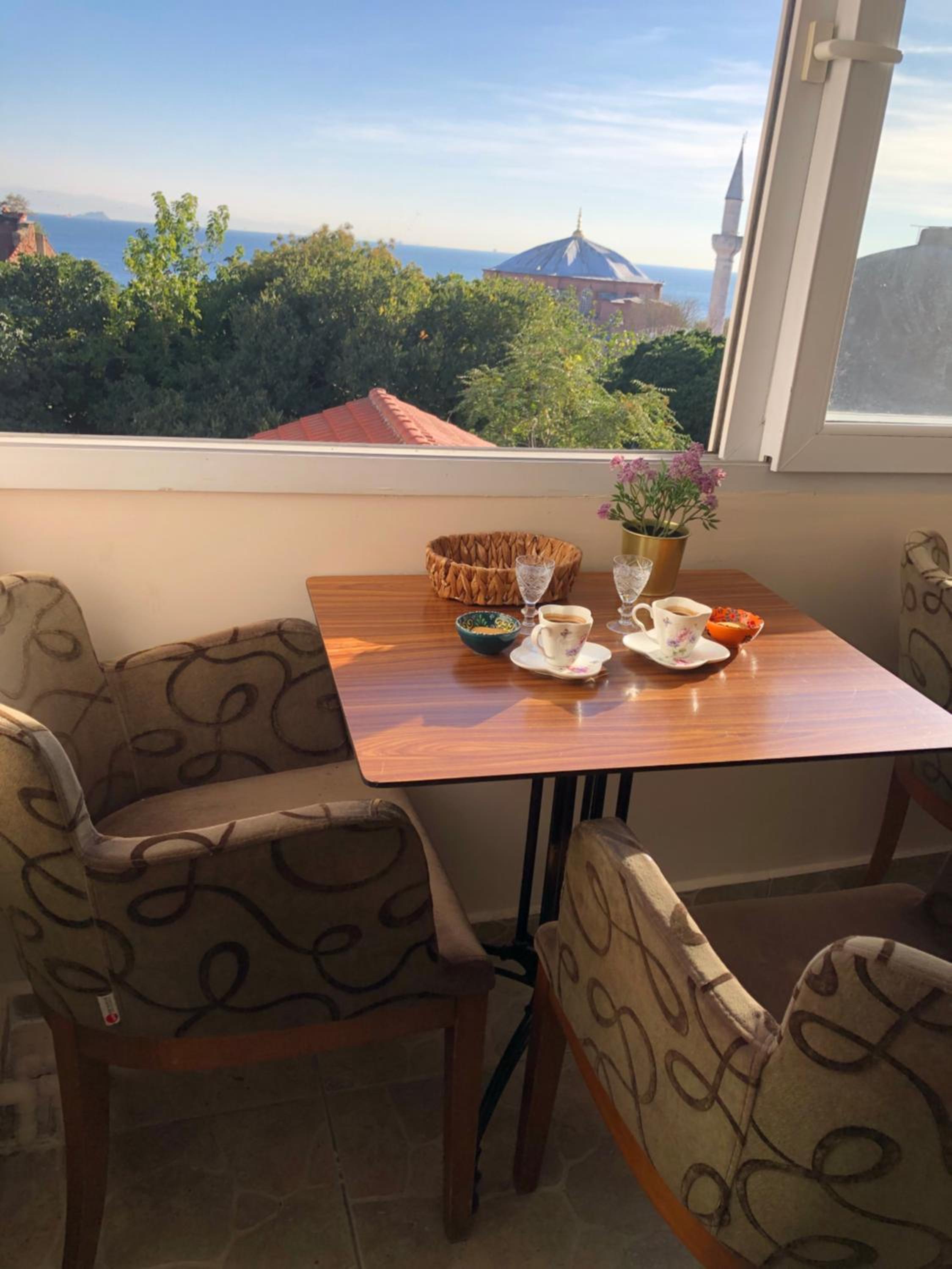 BACHOS view ayasofya hotel