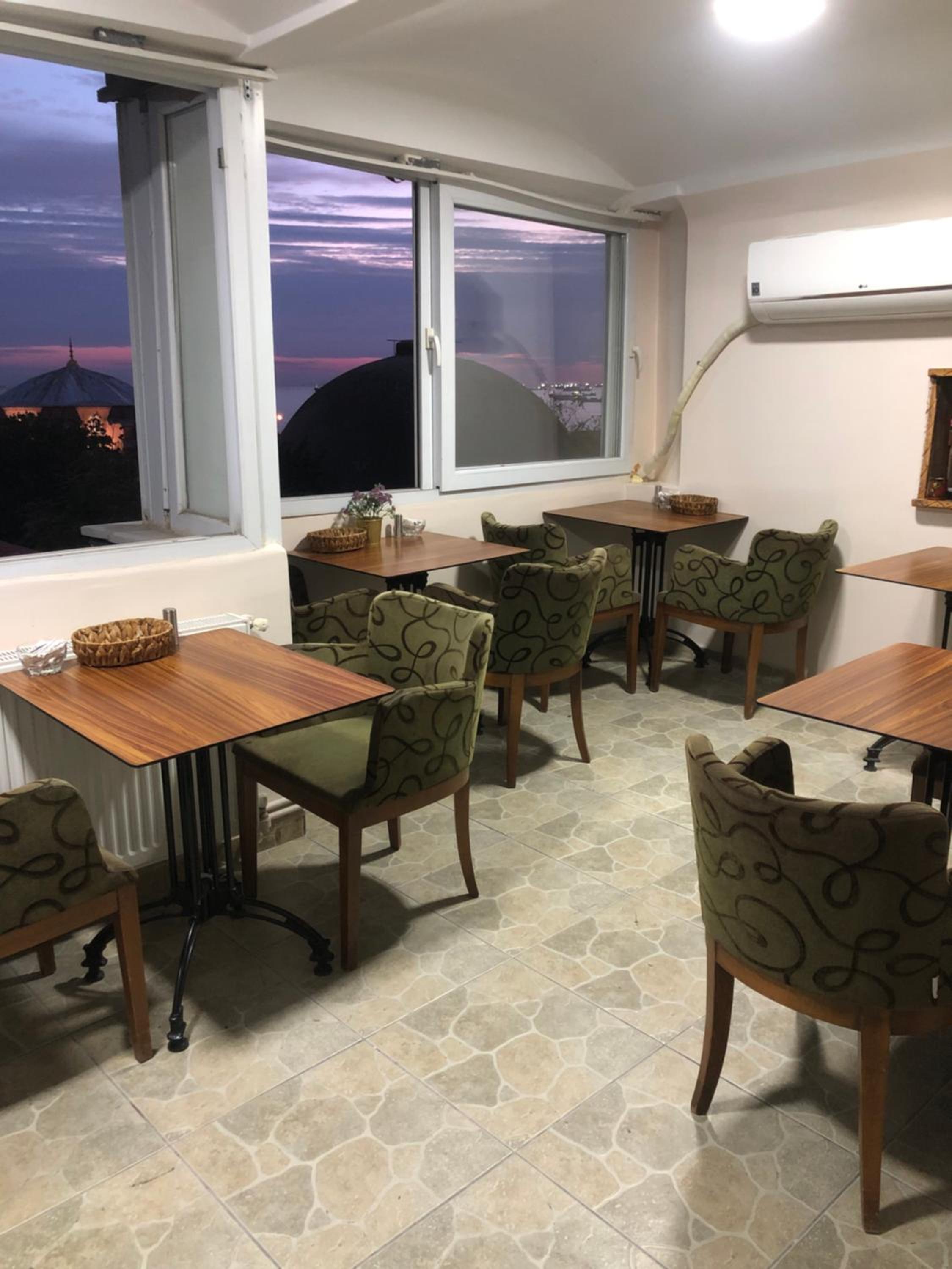 BACHOS view ayasofya hotel