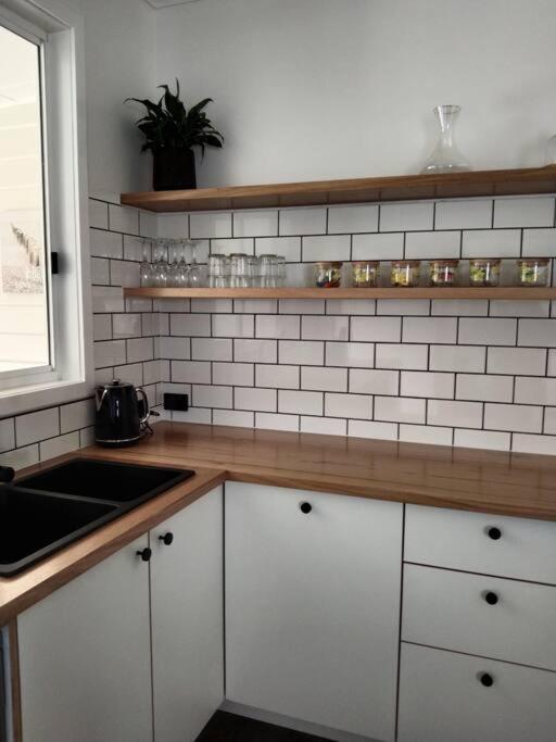 Timboon Retreat Newly renovated Sleeps 7