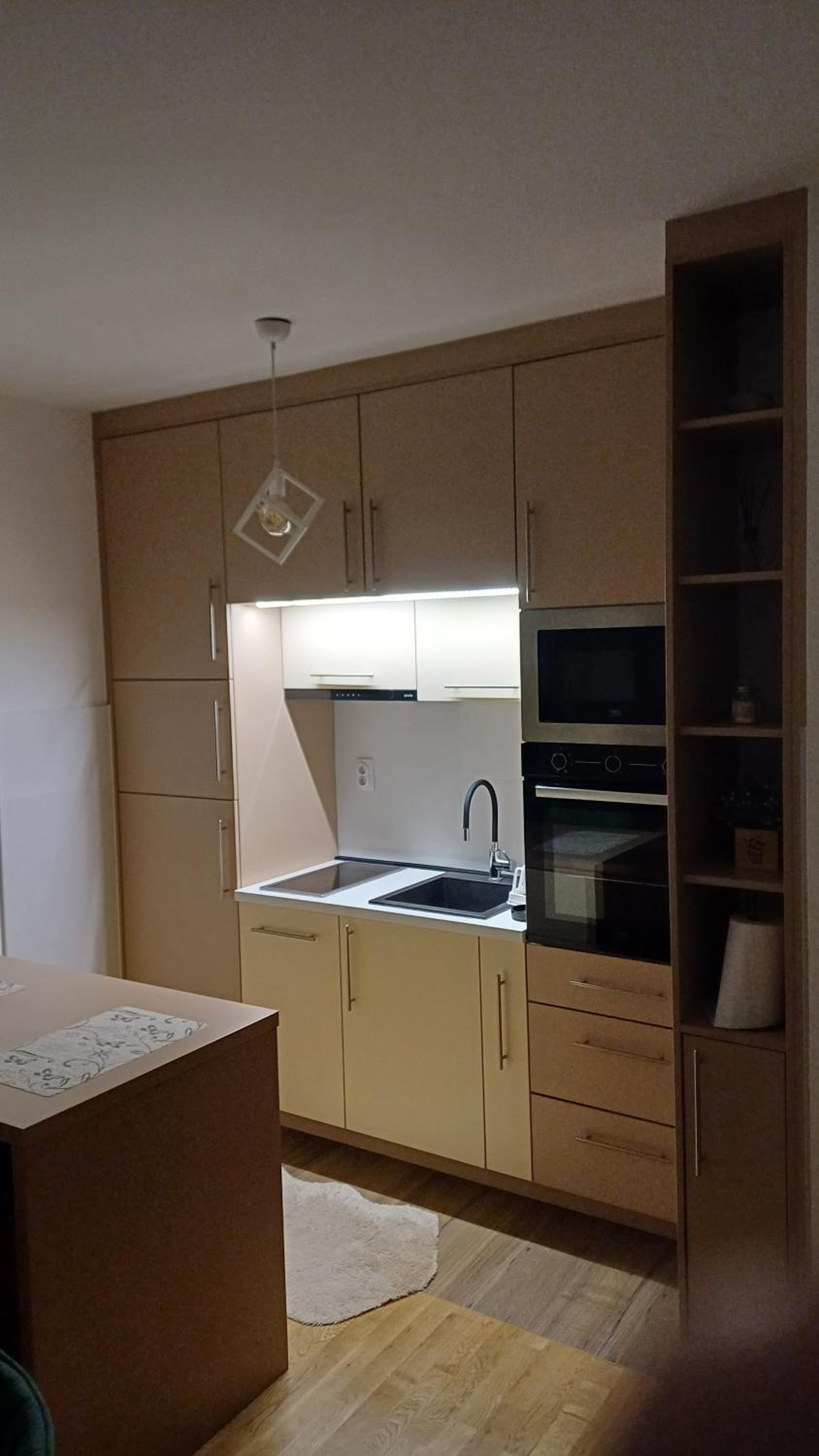 Small Family Apartman