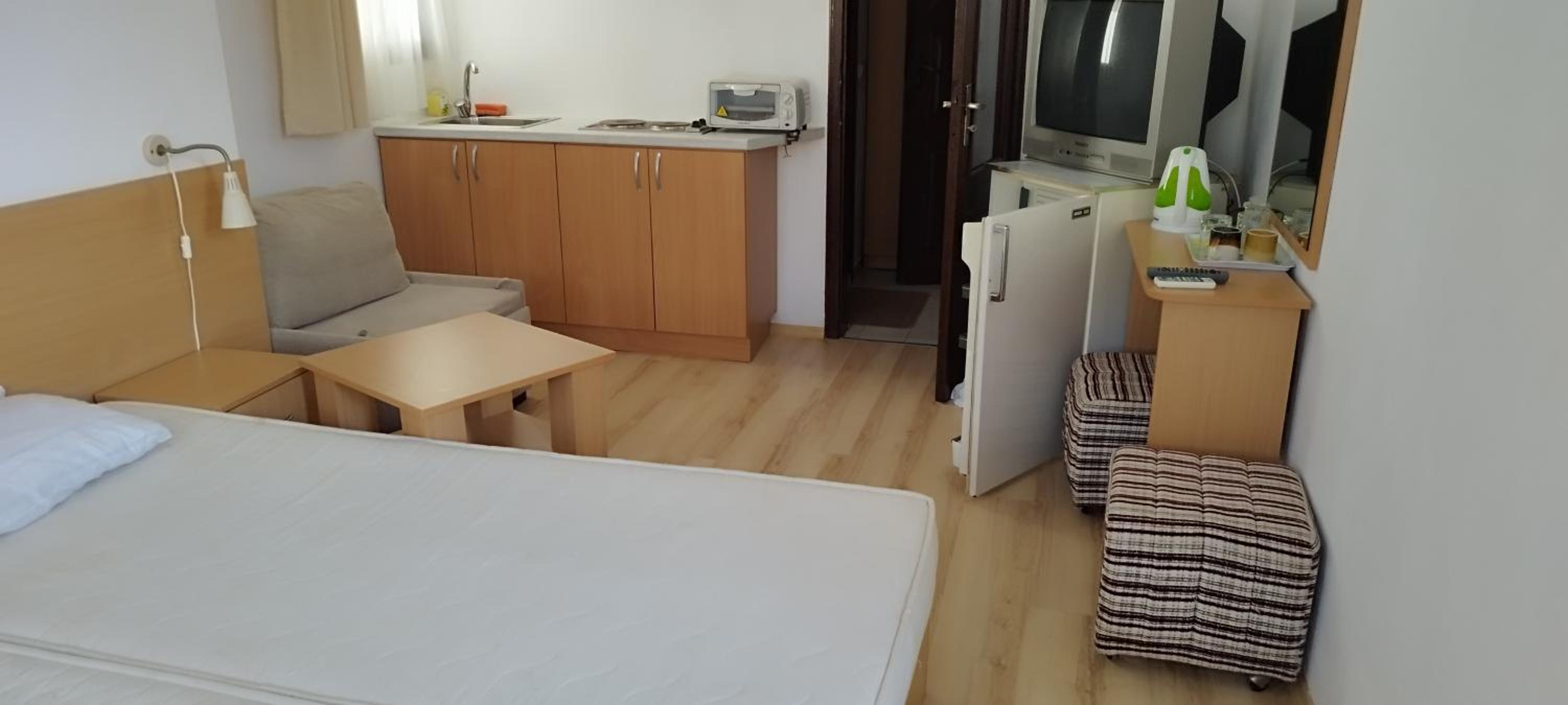 Anchors Guest House