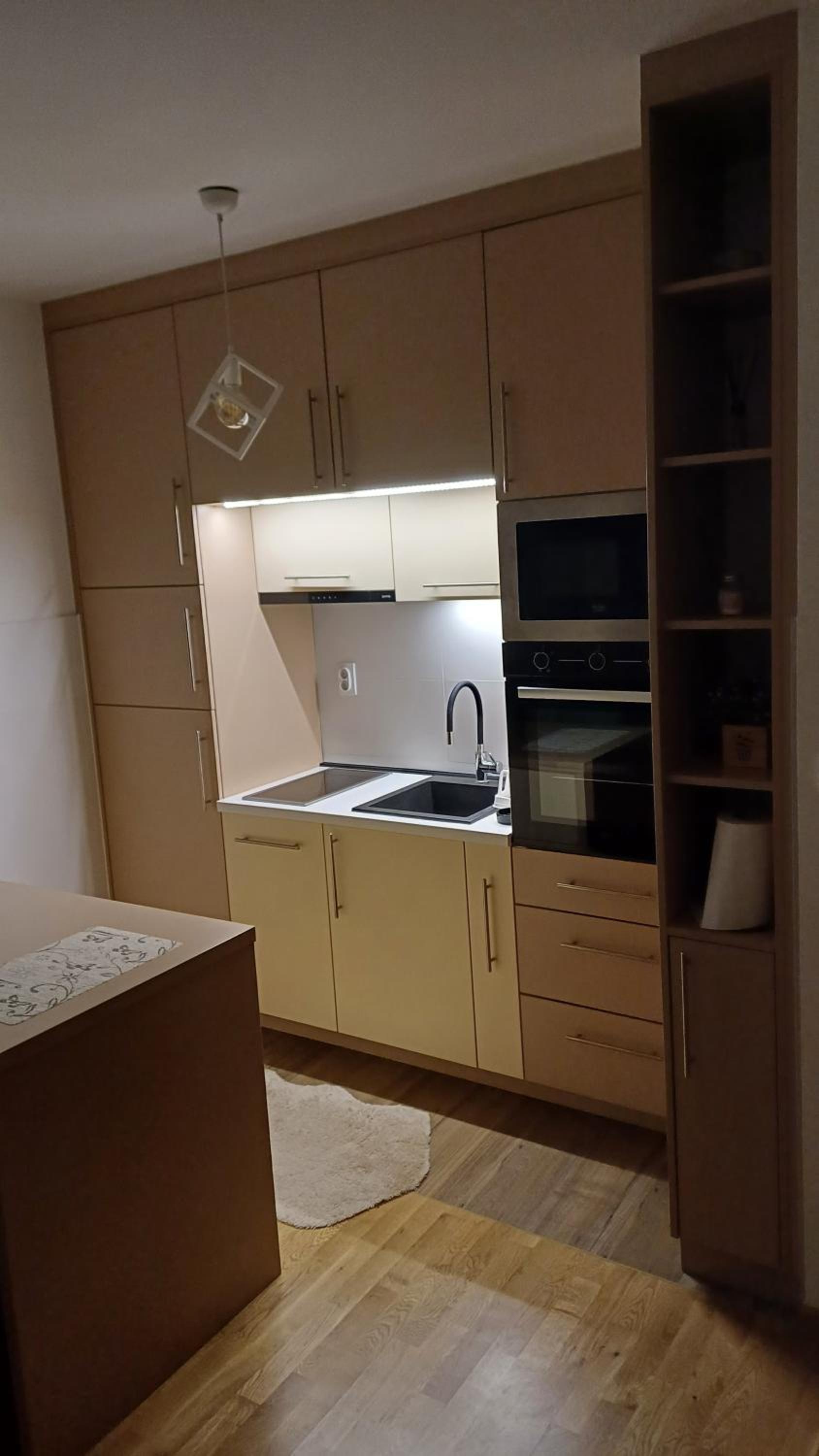 Small Family Apartman