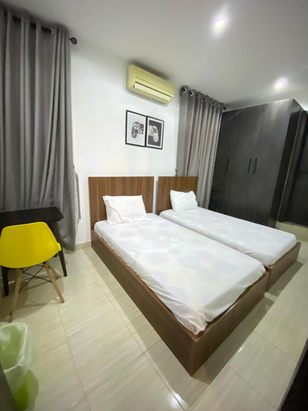 ChaRloHub NG view 4