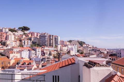 Gold lisbon view 5